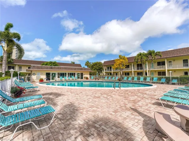 Community pool