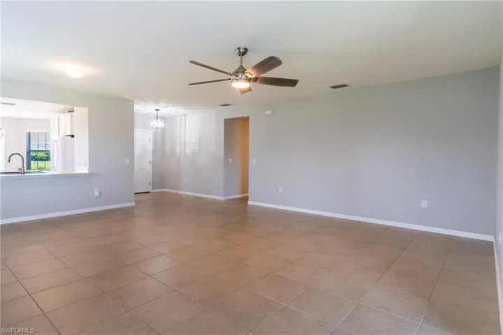 2707 Tarragona Ct, Cape Coral, Florida 33909