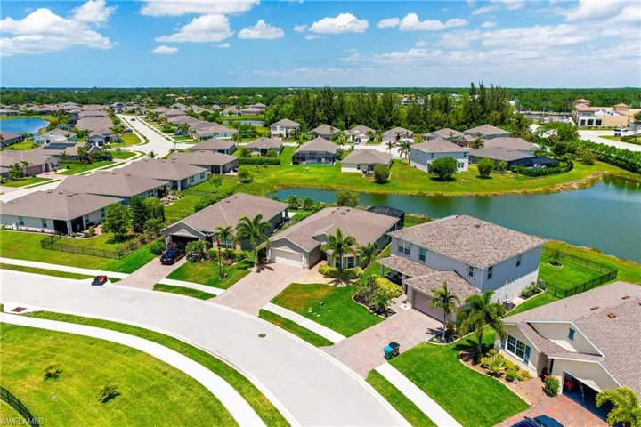2707 Tarragona Ct, Cape Coral, Florida 33909