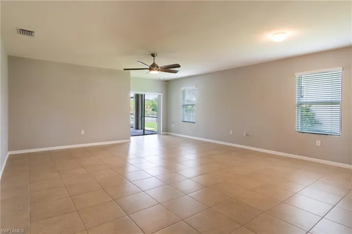 2707 Tarragona Ct, Cape Coral, Florida 33909