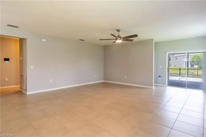 2707 Tarragona Ct, Cape Coral, Florida 33909