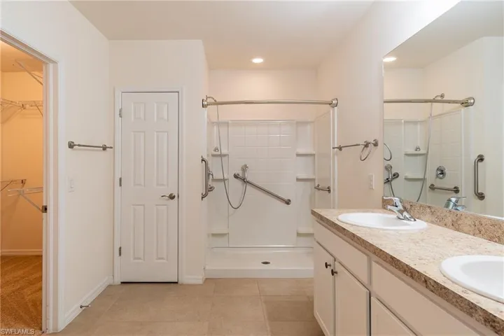 2707 Tarragona Ct, Cape Coral, Florida 33909