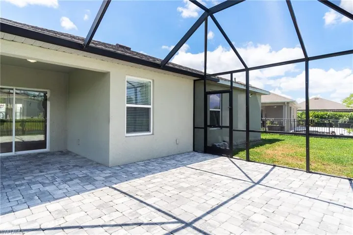 2707 Tarragona Ct, Cape Coral, Florida 33909