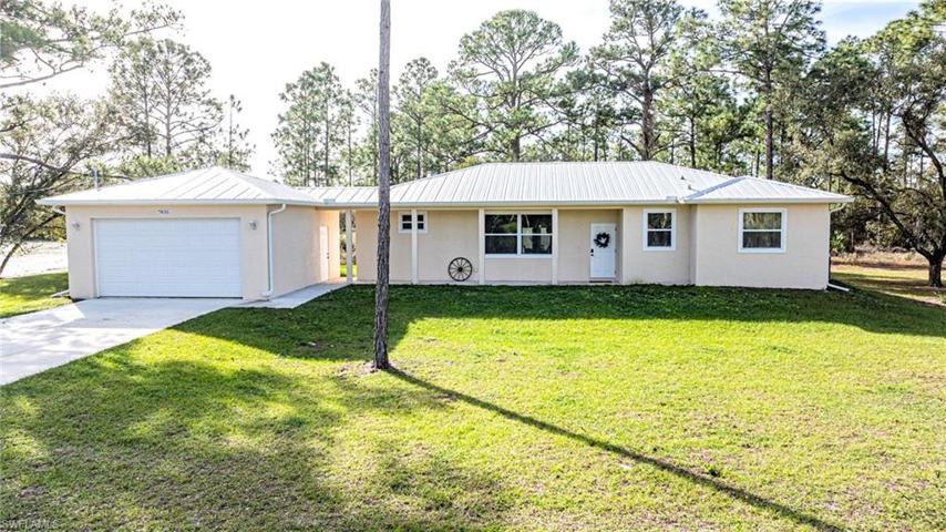 3 Bedroom/2 Bathroom/2 Car Garage Home On 1.25 Acres In Wheeler Sub!