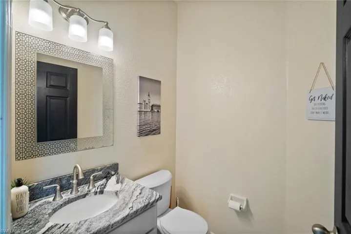 1/2 bath
