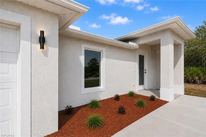 820 Lamar St E, Lehigh Acres, Florida 33974