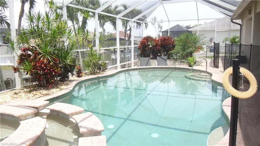1519 Sw 40th Ter, Cape Coral, Florida 33914