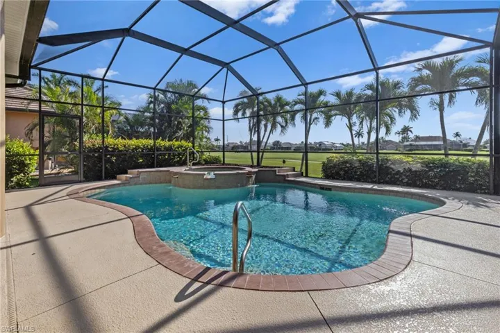 POOL/HOT TUB