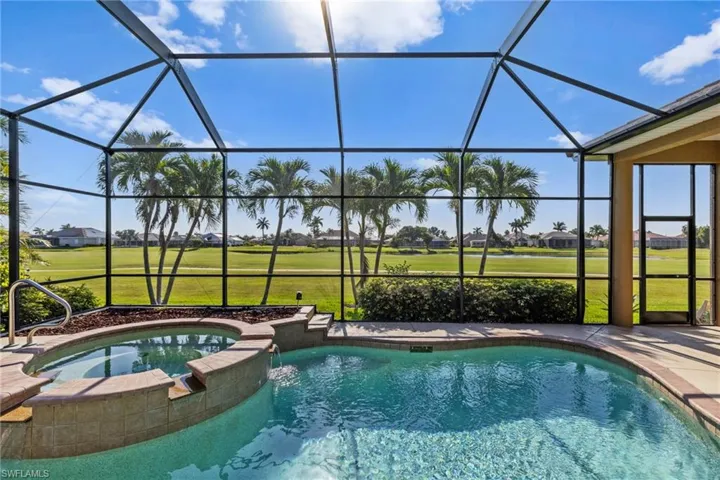 POOL/HOT TUB
