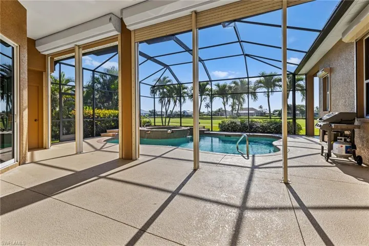 LANAI/POOL AREA