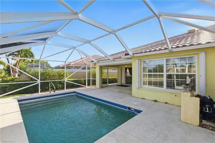 8205 Xenia Ln, Naples Fl 34114