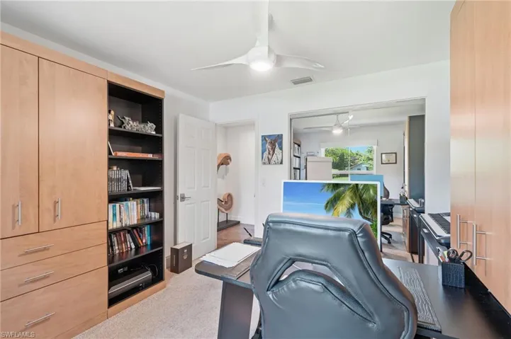4601 Evergreen Lake Rd, Naples, Florida 34112