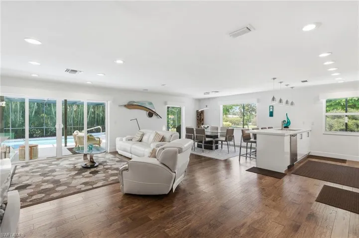 4601 Evergreen Lake Rd, Naples, Florida 34112