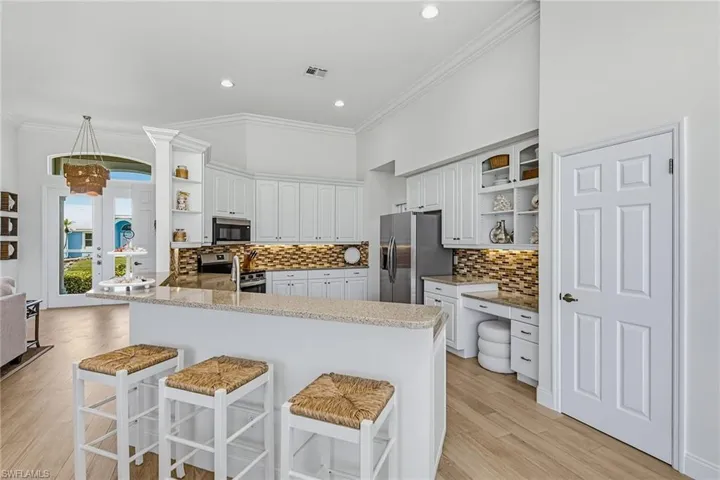 251 Seminole Ct, Marco Island, Florida 34145