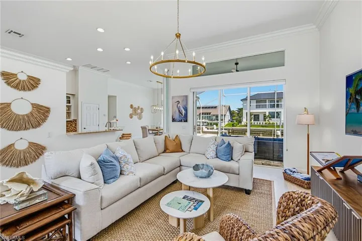 251 Seminole Ct, Marco Island, Florida 34145