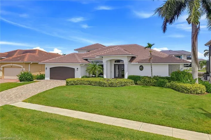 251 Seminole Ct, Marco Island, Florida 34145
