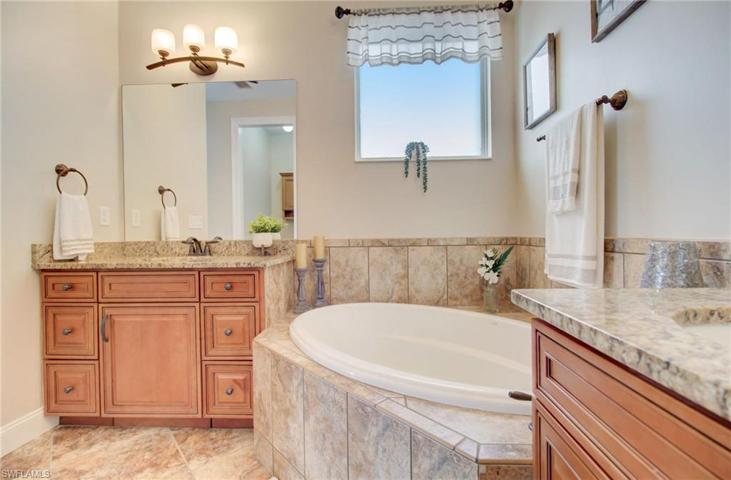 8681  Banyan Bay  BLVD, Fort Myers, FL 33908