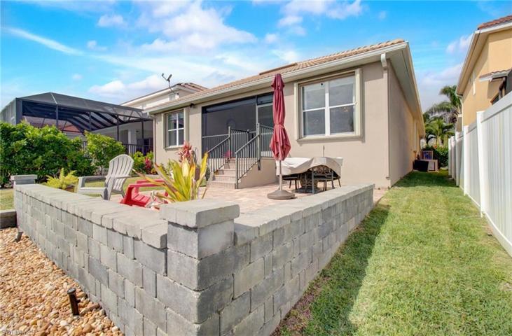 Beautiful Brick Patio, Fenced aswell.