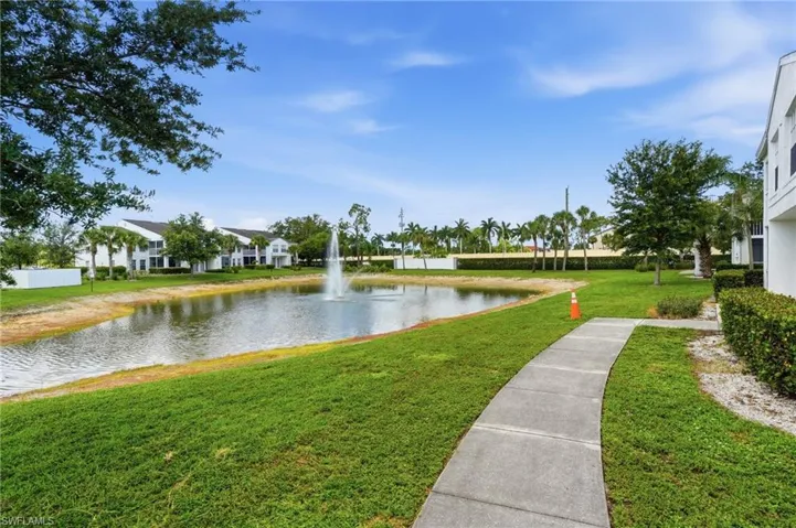 132 Santa Clara Dr 10, Naples, Florida 34104