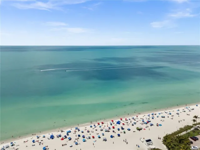 470 Launch Cir V503, Naples, Florida 34108