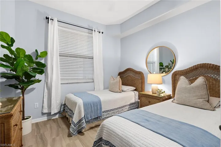 470 Launch Cir V503, Naples, Florida 34108