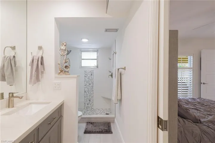 788 Park Shore Dr # F37, Naples, Florida 34103