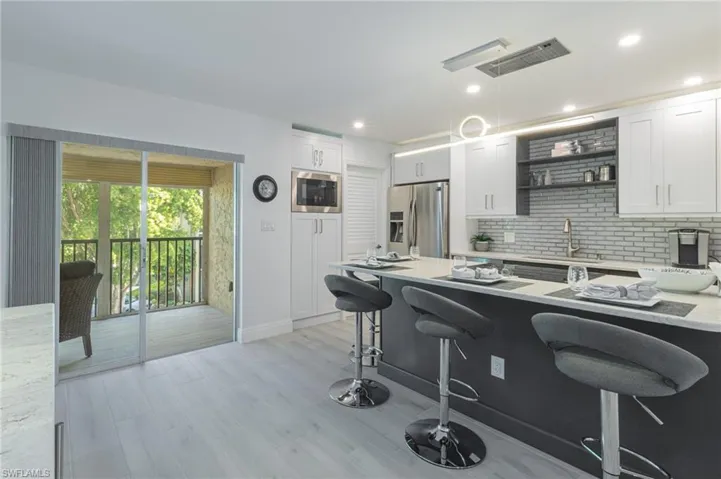 788 Park Shore Dr # F37, Naples, Florida 34103