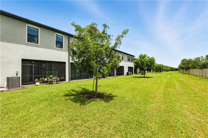 14157  Pine Lodge  LN, Fort Myers, FL 33913