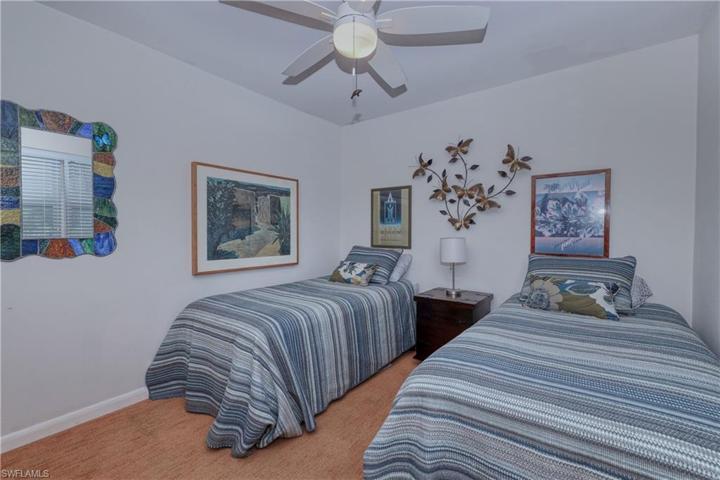 Guest bedroom.