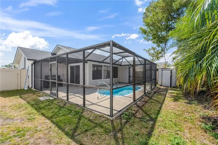 5581 Longleaf Dr, North Fort Myers, Florida 33917