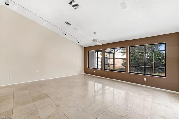 5581 Longleaf Dr, North Fort Myers, Florida 33917