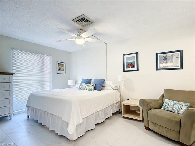 Two Bed One Bath Apt Two- Bedroom 1 with balcony