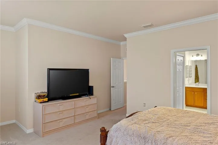 10243 Via Colomba Cir, Fort Myers, Florida 33966