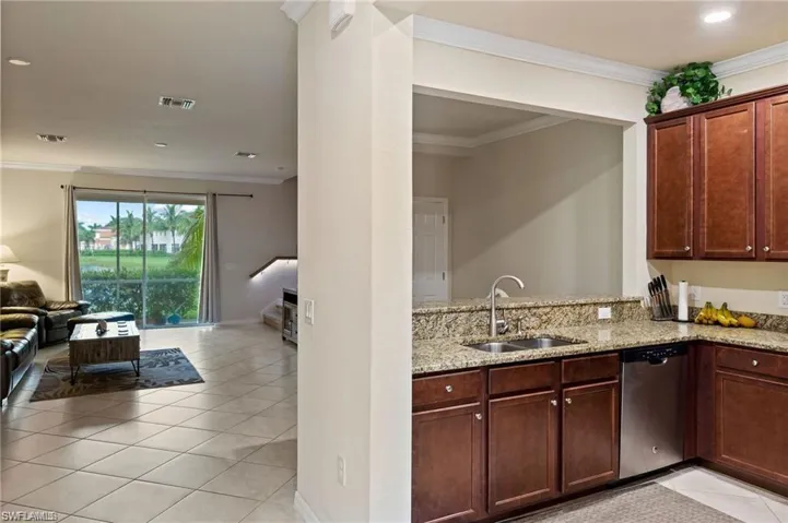 10243 Via Colomba Cir, Fort Myers, Florida 33966