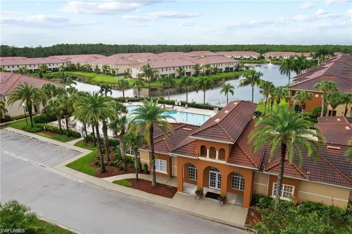 10243 Via Colomba Cir, Fort Myers, Florida 33966