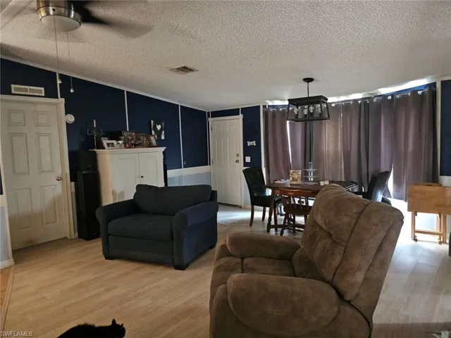 23675  Carolyn  LN, Fort Myers, FL 33913