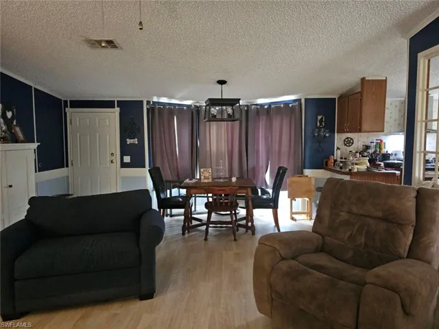 23675  Carolyn  LN, Fort Myers, FL 33913