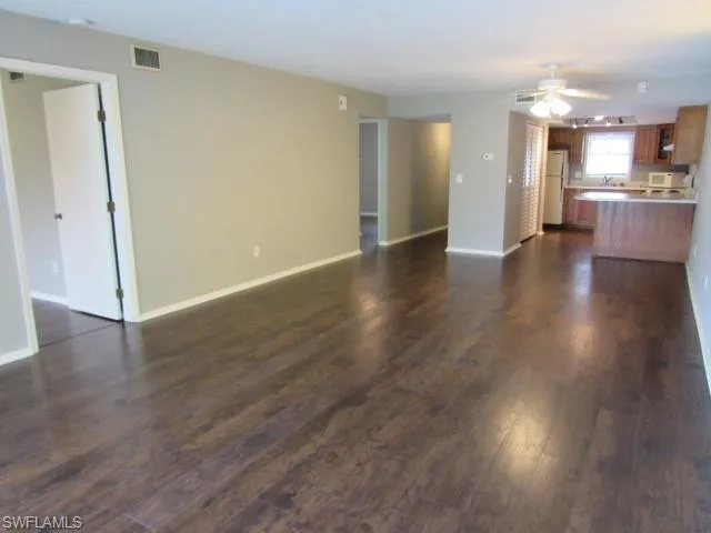 10022 Oxfordshire Ln 201, Fort Myers, Florida 33908