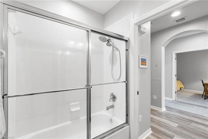 UPGRADED 2nd Guest Bathroom with Single Vanity, Quartz & Tub/Shower Combo.