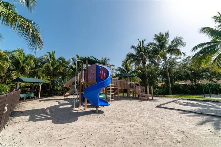 12985  Turtle Cove  TRL, North Fort Myers, FL 33903