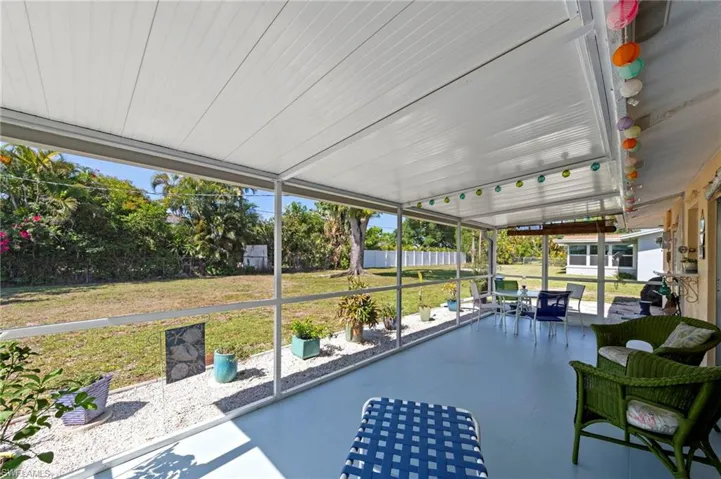 1758 Bikini Ct, Cape Coral, Florida 33904