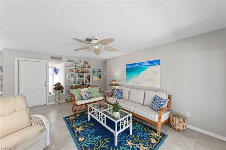 1758 Bikini Ct, Cape Coral, Florida 33904