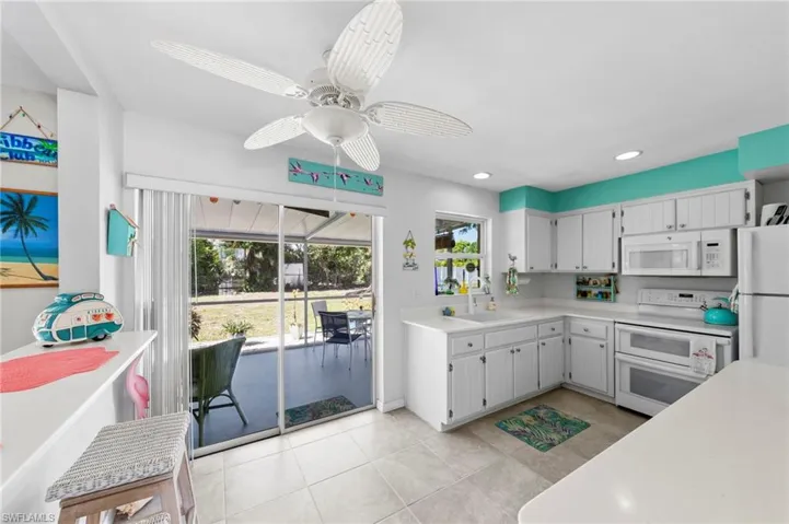 1758 Bikini Ct, Cape Coral, Florida 33904