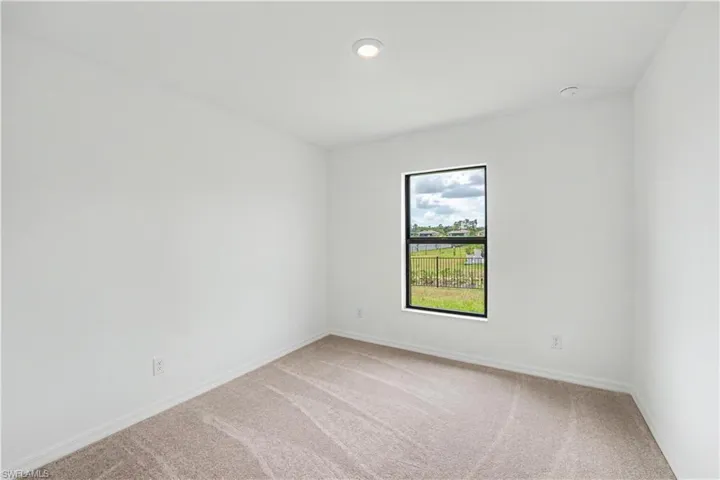 835 Gen D Macarthur Ave, Labelle, Florida 33935