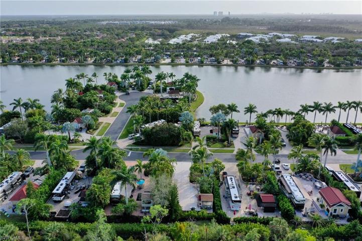 4838 Southern Breeze DR, NAPLES FL 34114