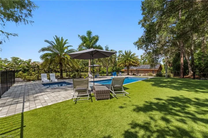 12010 Honeysuckle Rd, Fort Myers, Florida 33966