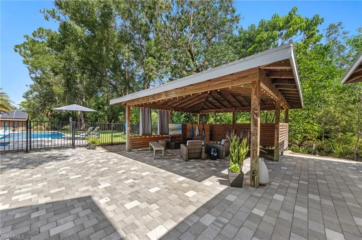 12010 Honeysuckle Rd, Fort Myers, Florida 33966