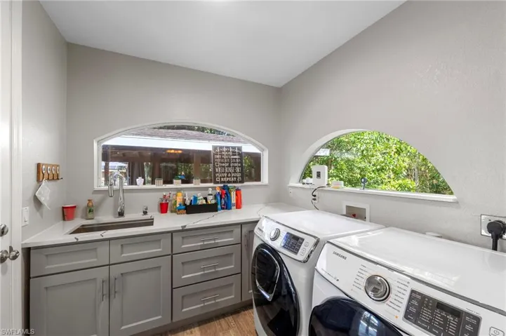 12010 Honeysuckle Rd, Fort Myers, Florida 33966