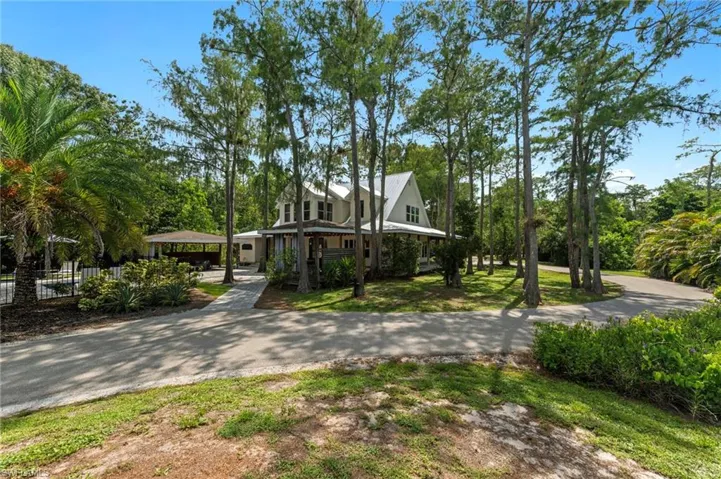 12010 Honeysuckle Rd, Fort Myers, Florida 33966