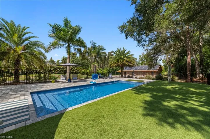 12010 Honeysuckle Rd, Fort Myers, Florida 33966